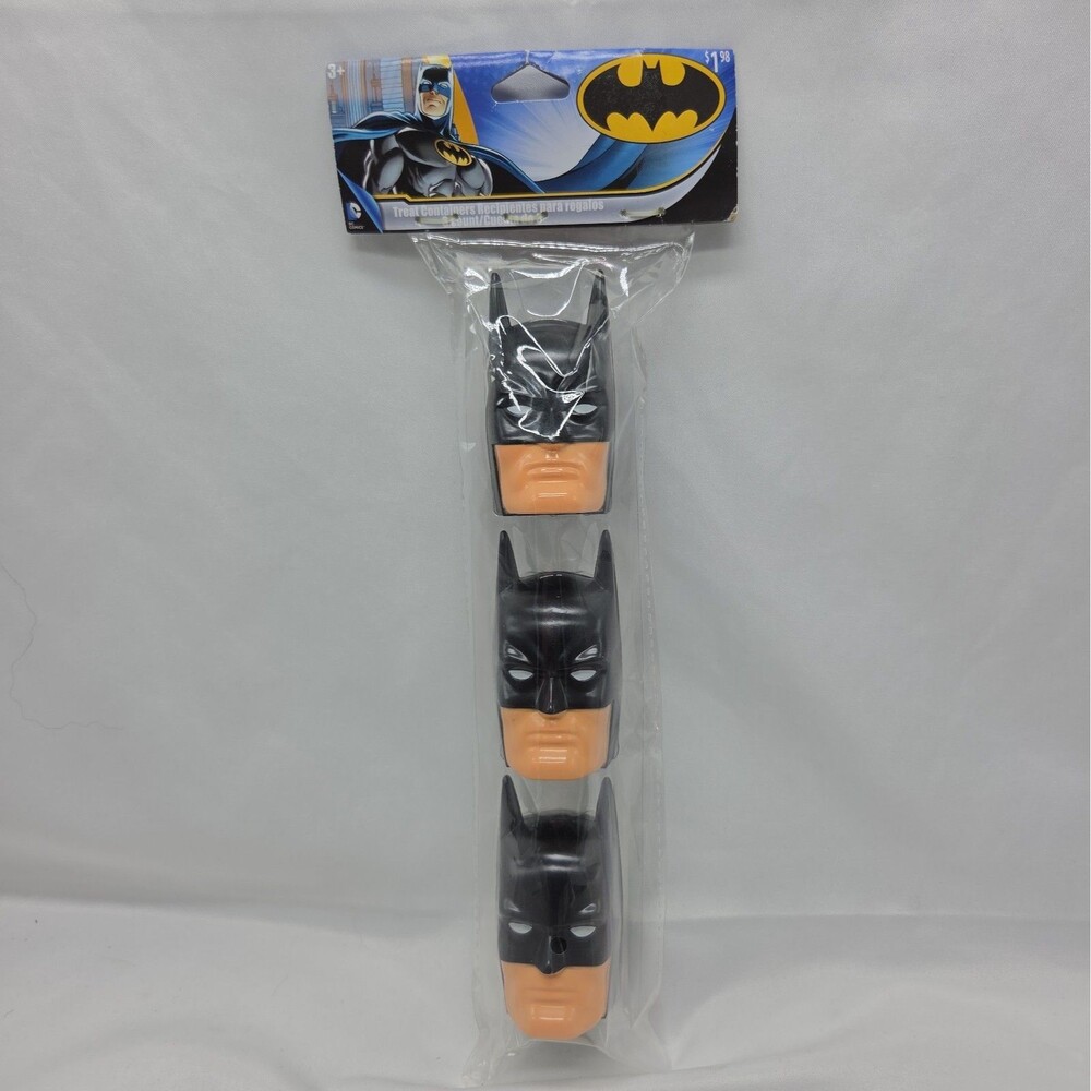 DC Comics Batman Package of 3 Party Treat Containers